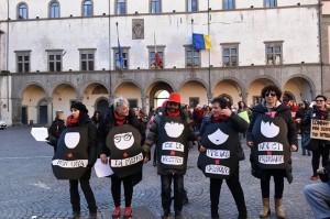 contro-la-violenza-sulle-donne