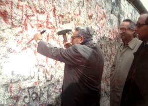 Pino Rauti e la caduta del muro di Berlino